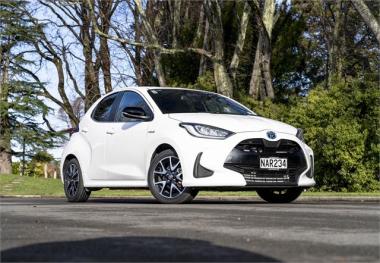 2020 Toyota Yaris ZR 1.5L Petrol Hybrid 5 Door Hat