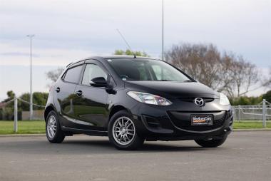 2012 Mazda Demio 13-SkyActiv