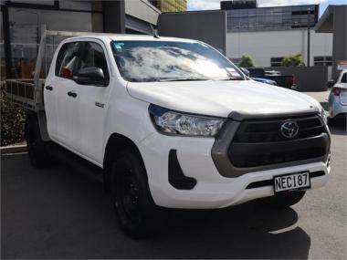 2020 Toyota Hilux SR Automatic, 4WD/4X4, Flatdeck