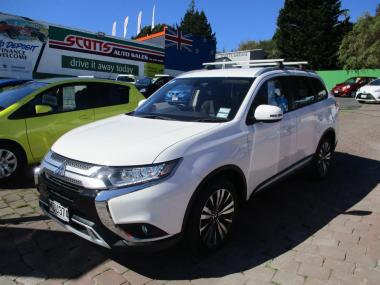 2019 Mitsubishi Outlander XLS 2.3D/4WD/6AT