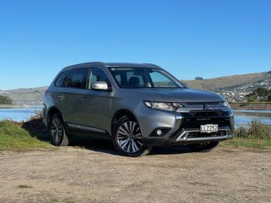 2018 Mitsubishi Outlander XLS 4WD 7 Seater