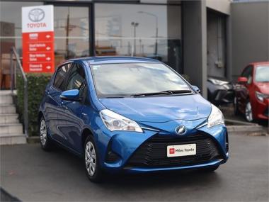 2018 Toyota Vitz U Hybrid Hatch