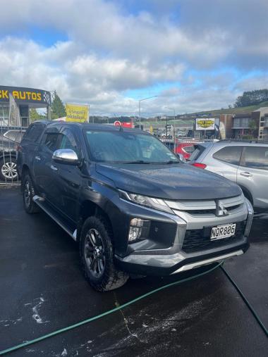 2021 Mitsubishi triton DC GLXR 6AT 2.4D/4WD