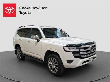 2025 Toyota Land Cruiser 300 VX Limited