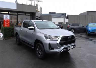 2022 Toyota Hilux SR5 DIESEL 4WD/4X4, AUTO