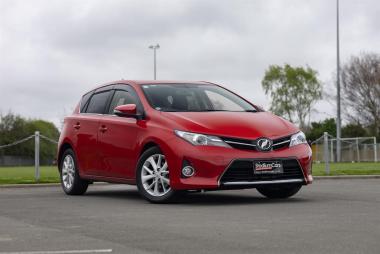 2014 Toyota Auris 180G S Package (Corolla)