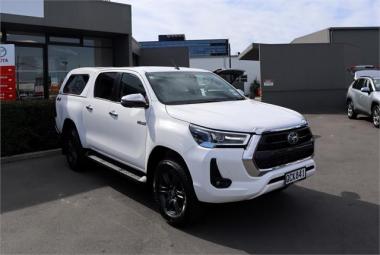 2023 Toyota Hilux SR5 DIESEL 4WD/4X4, Canopy, D/Ca