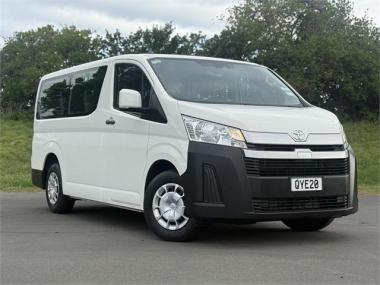 2019 Toyota Hiace Zr Mb 2.8Dt/6At