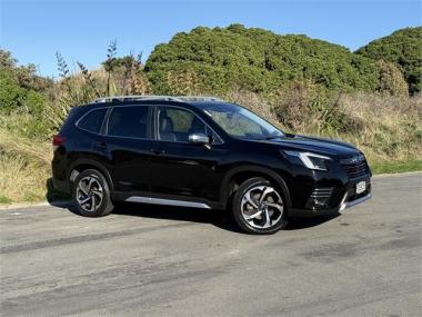 2022 Subaru Forester Premium 2.5P/4WD