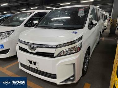2020 Toyota Voxy Mobility Welcab