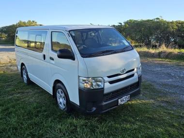 2018 Toyota Hiace ZL RWD 3.0TD VAN/5 4A - 2S (2016