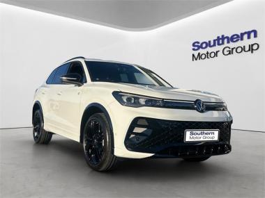 2025 Volkswagen Tiguan R-Line AWD Black Package