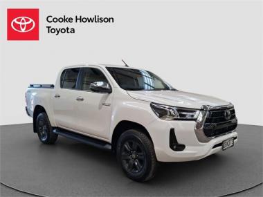 2023 Toyota Hilux SR5 4WD