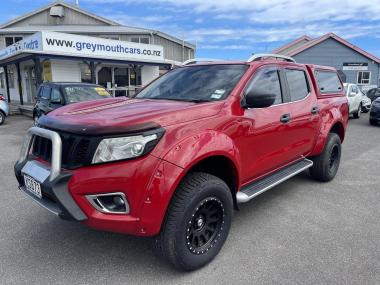 2015 Nissan NAVARA ST-X 2.3D/4WD/6MT/UT