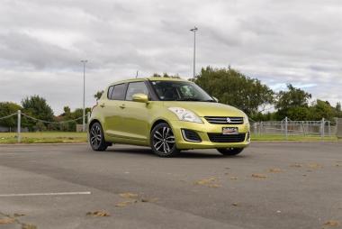 2015 Suzuki Swift STYLE-DJE