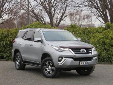 2016 Toyota Fortuner GXL 4WD NZ NEW LUXURY