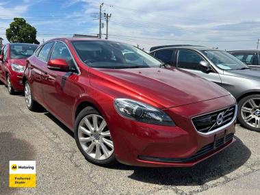 2015 Volvo V40 T4