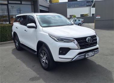 2022 Toyota Fortuner GXL 4WD/4X4,  Push Start, Aut