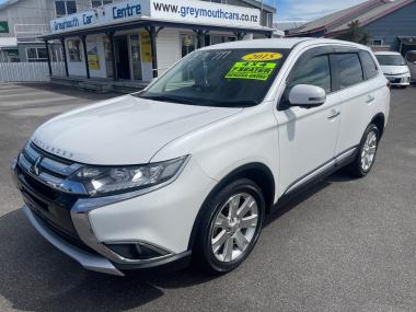 2015 Mitsubishi Outlander 4WD 7 Seater