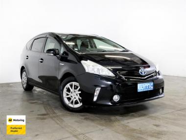 2014 Toyota PRIUS Alpha Hybrid S 'Tune Black'