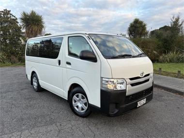 2017 Toyota Hiace Zl Td 3.0Dt/4At
