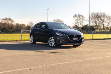 2015 Mazda Axela Sport 20S Touring