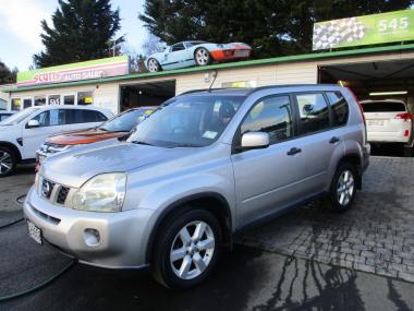 2009 Nissan x trail 2.5 ST MANUAL