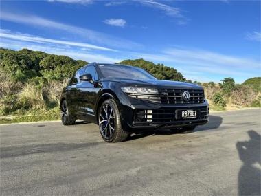 2025 Volkswagen Touareg R PHEV