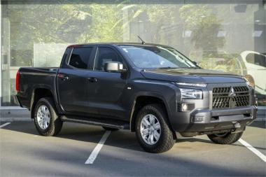 2025 Mitsubishi Triton GLX 4x4