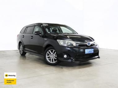 2013 Toyota Corolla Fielder Hybrid G 'Aero Tourer'