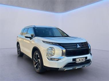 2024 Mitsubishi Outlander XLS 2.5P/4WD/CVT