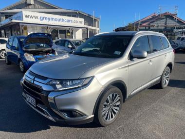 2022 Mitsubishi Outlander LS 2.4P/4WD/CVT