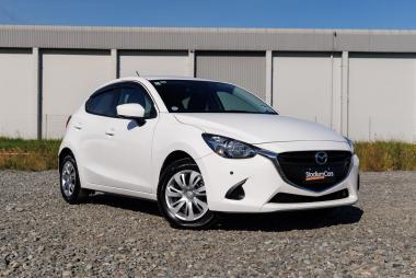 2016 Mazda Demio 13S
