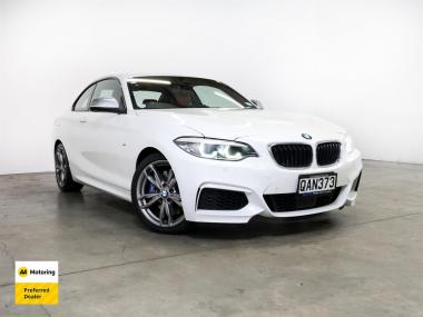 2017 BMW M240i Coupe 'M-Sport'