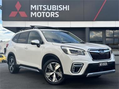 2021 Subaru Forester Premium 2.5P/4Wd