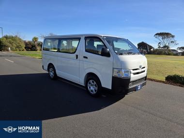 2020 Toyota Hiace Diesel 2.8 TD 5 Door LWB 6AT