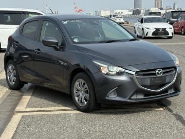 2015 Mazda Demio 13S