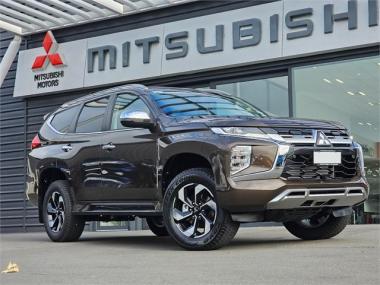 2025 Mitsubishi Pajero Sport VRX 4WD 2.4D