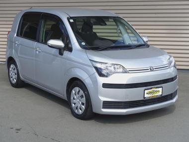 2016 Toyota Spade F