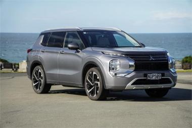 2021 Mitsubishi Outlander VRX 2.5 2WD auto