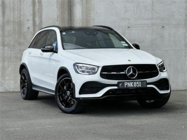 2022 MercedesBenz GLC 300 e PHEV 4MATIC SUV