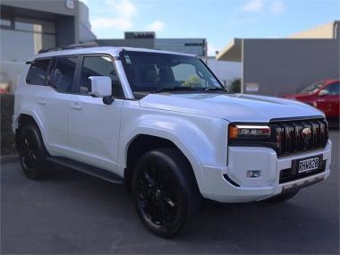 2025 Toyota Land Cruiser Prado VX 2.8D Hybrid 8AT 