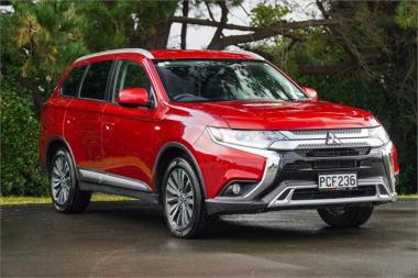 2022 Mitsubishi Outlander LS 2.4 4x4 7-seats