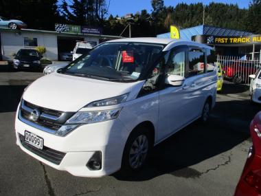 2018 Nissan Serena 2.0l