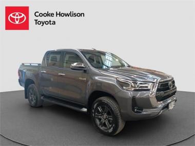 2023 Toyota Hilux SR5 2.8DT 6AT 4WD DCW/4D/5S (KFD