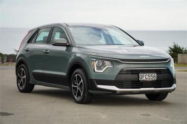 2023 Kia Niro Light 1.6Ph/6Am
