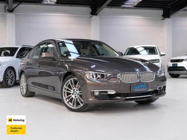 2014 BMW 320i Modern 'Leather Package'