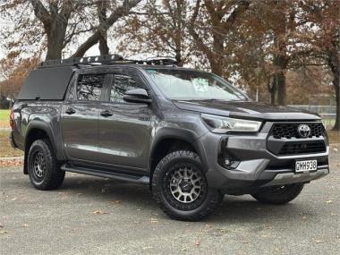 2024 Toyota Hilux SR5 2.8DT Hybrid 6AT 4WD