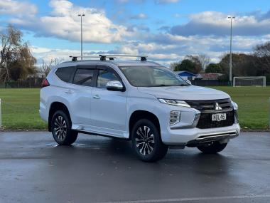 2021 Mitsubishi Pajero Sport VRX 4WD