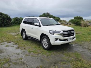 2020 Toyota Land Cruiser 200 VX Limited 4.5DT 6AT 
